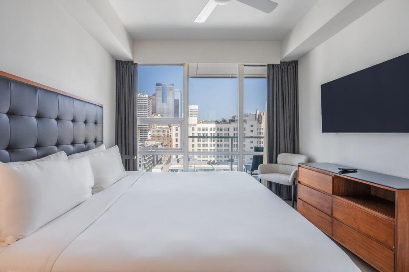 Level Downtown La South Olive Hotel Los Angeles Room photo